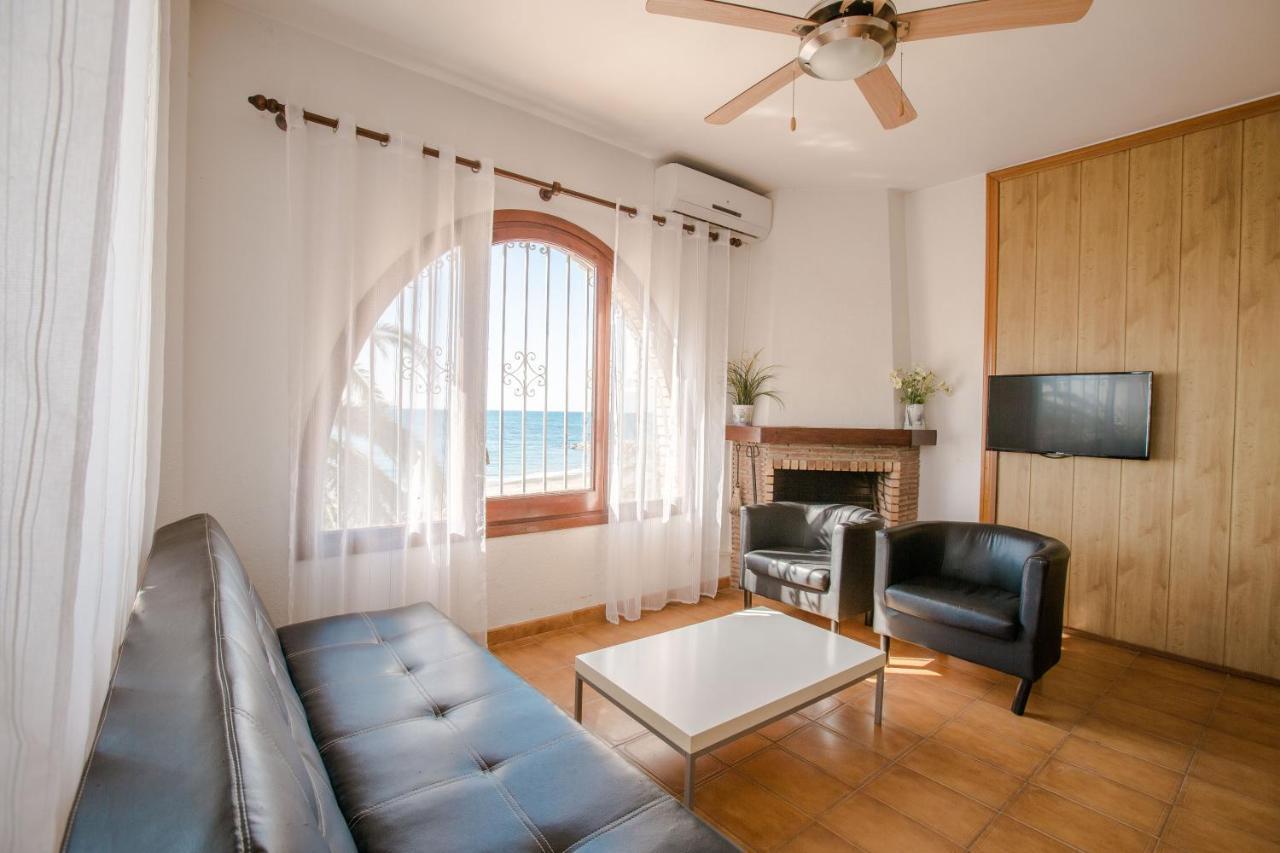 Mistral Seafront Up. Vistas Al Mar Appartement Mont-roig del Camp Buitenkant foto