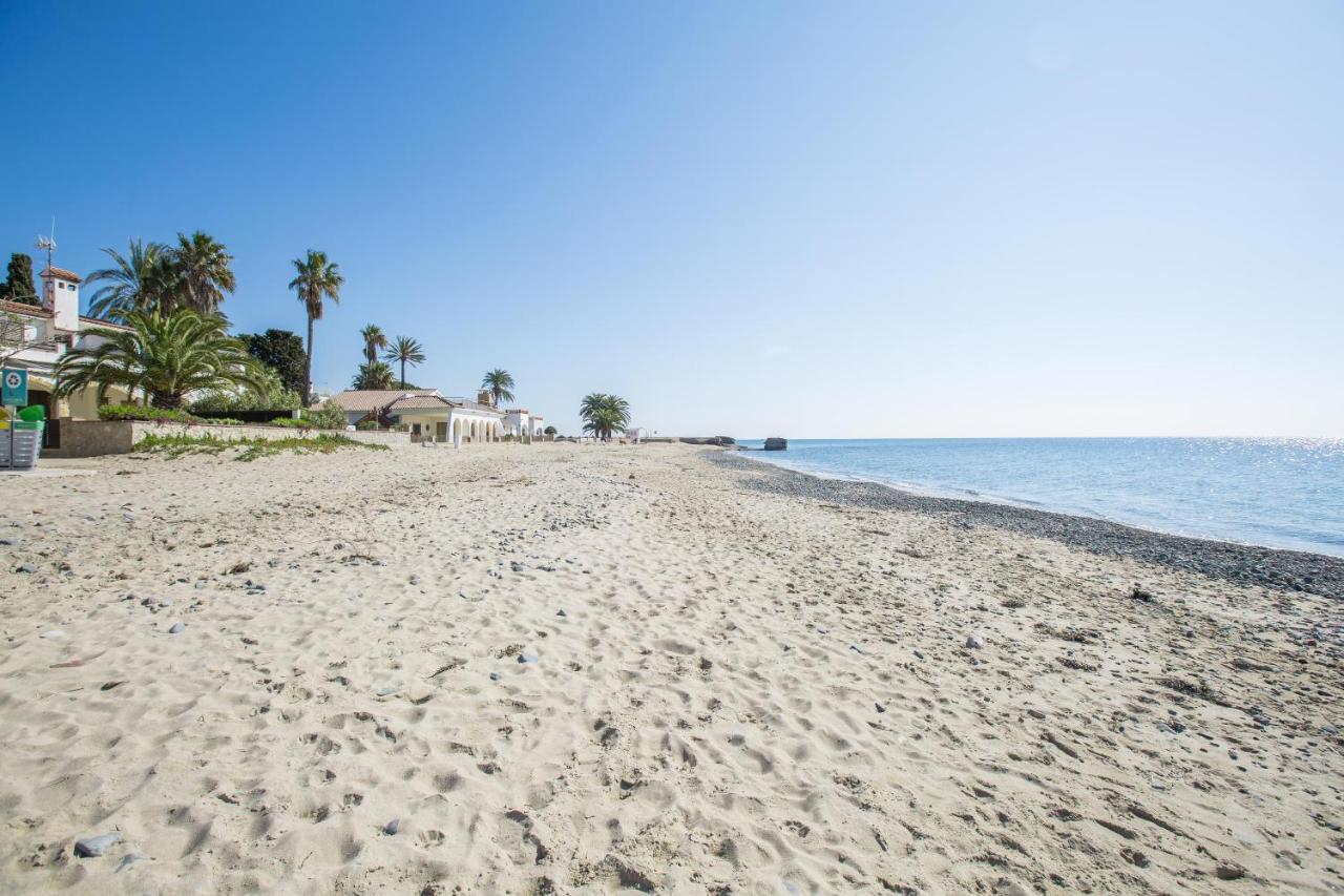 Mistral Seafront Up. Vistas Al Mar Appartement Mont-roig del Camp Buitenkant foto